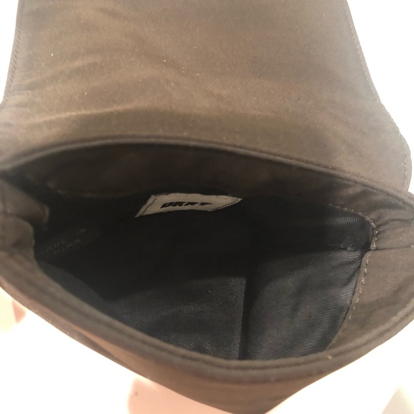 Vintage DKNY Crossbody Bag - Picture 4 of 5